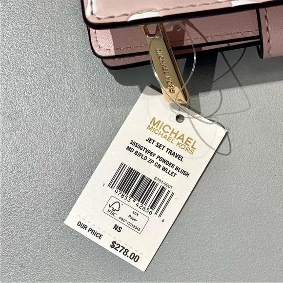 Michael Kors Jet Set Travel Medium
Floral Print Bi-Fold Wallet - Picture 12 of 12